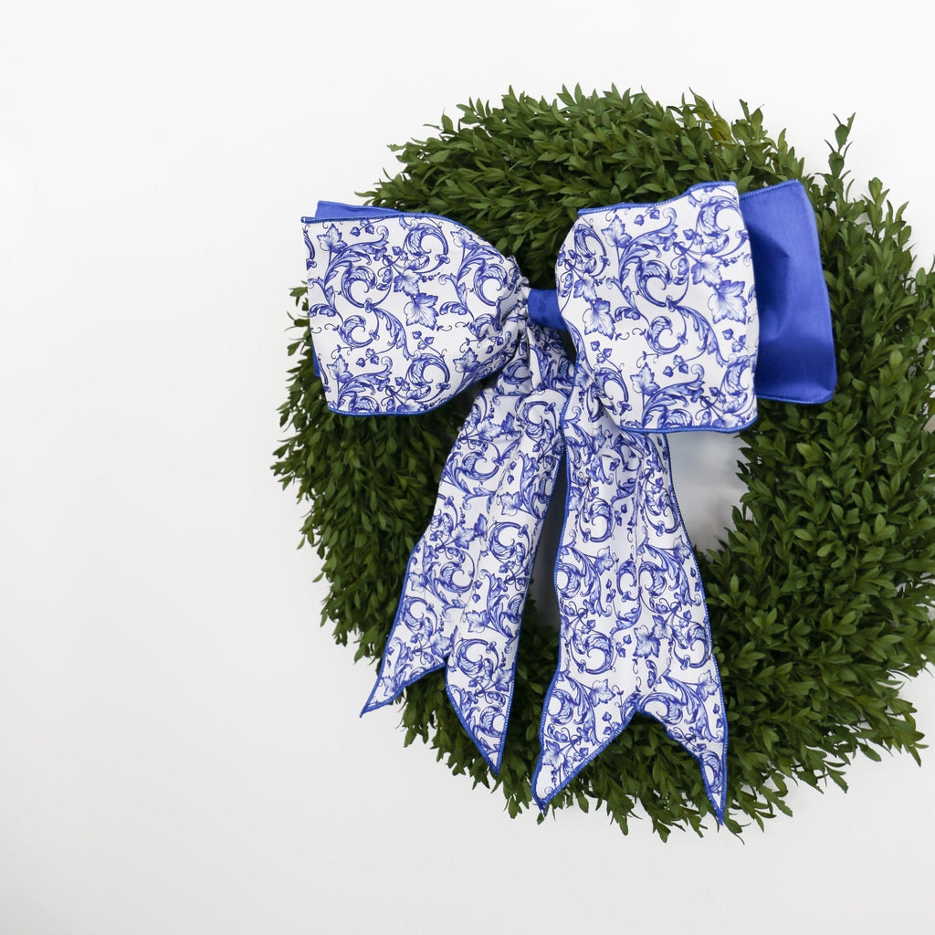 6" X 18" Taffeta Blue and White Acanthus Scroll Chinoiserie