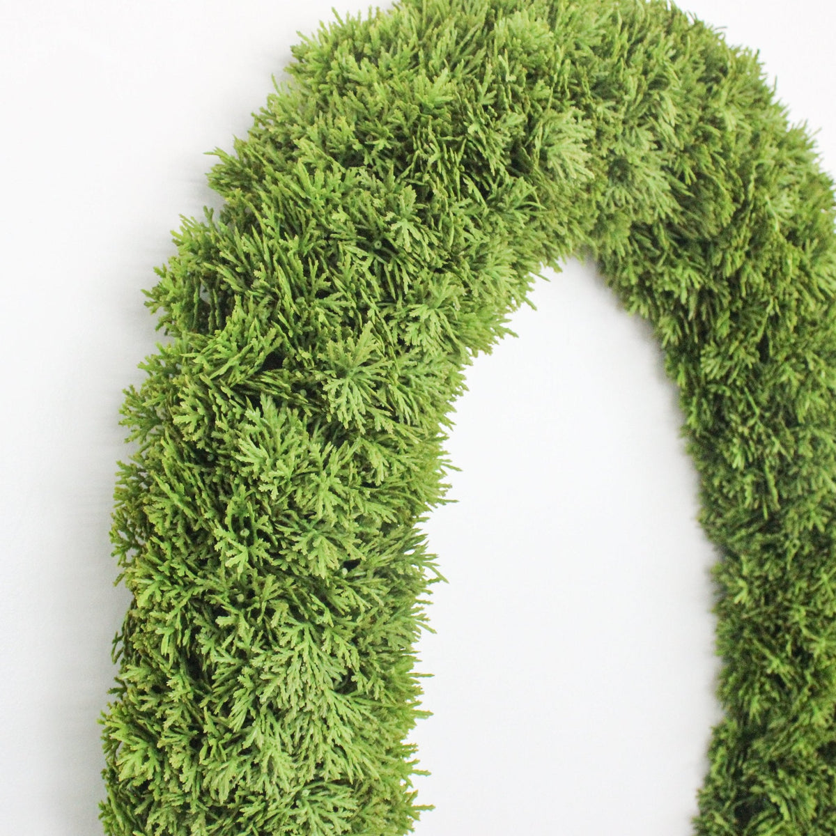 Oval Faux Cedar Wreath | 30.5-inch